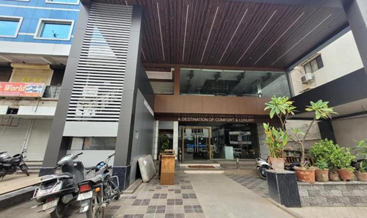 Fabhotel Prime Sapphire Regency วาโดดารา ภายนอก รูปภาพ